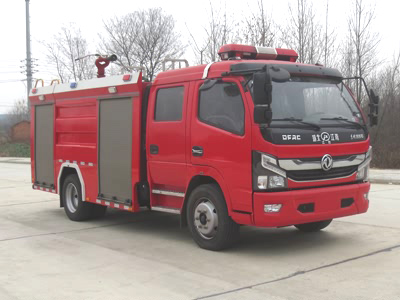 東風5噸水罐消防車